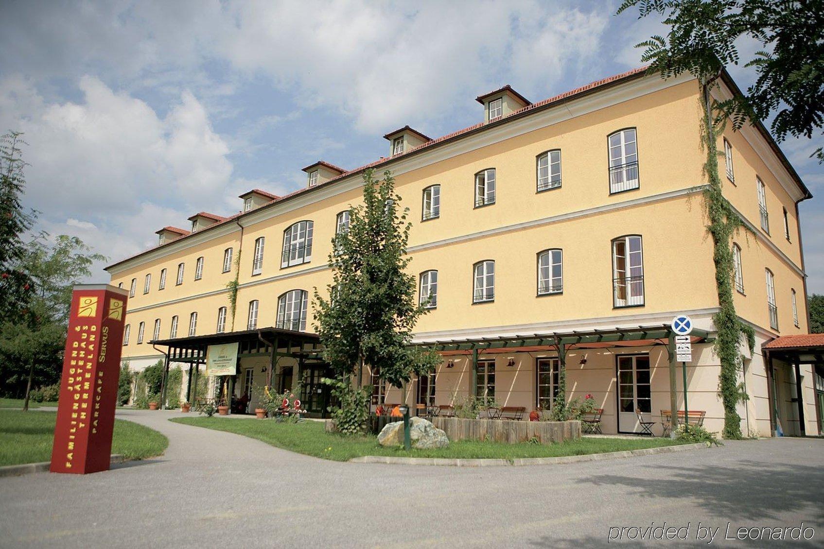 Jufa Hotel Fuerstenfeld Eksteriør bilde