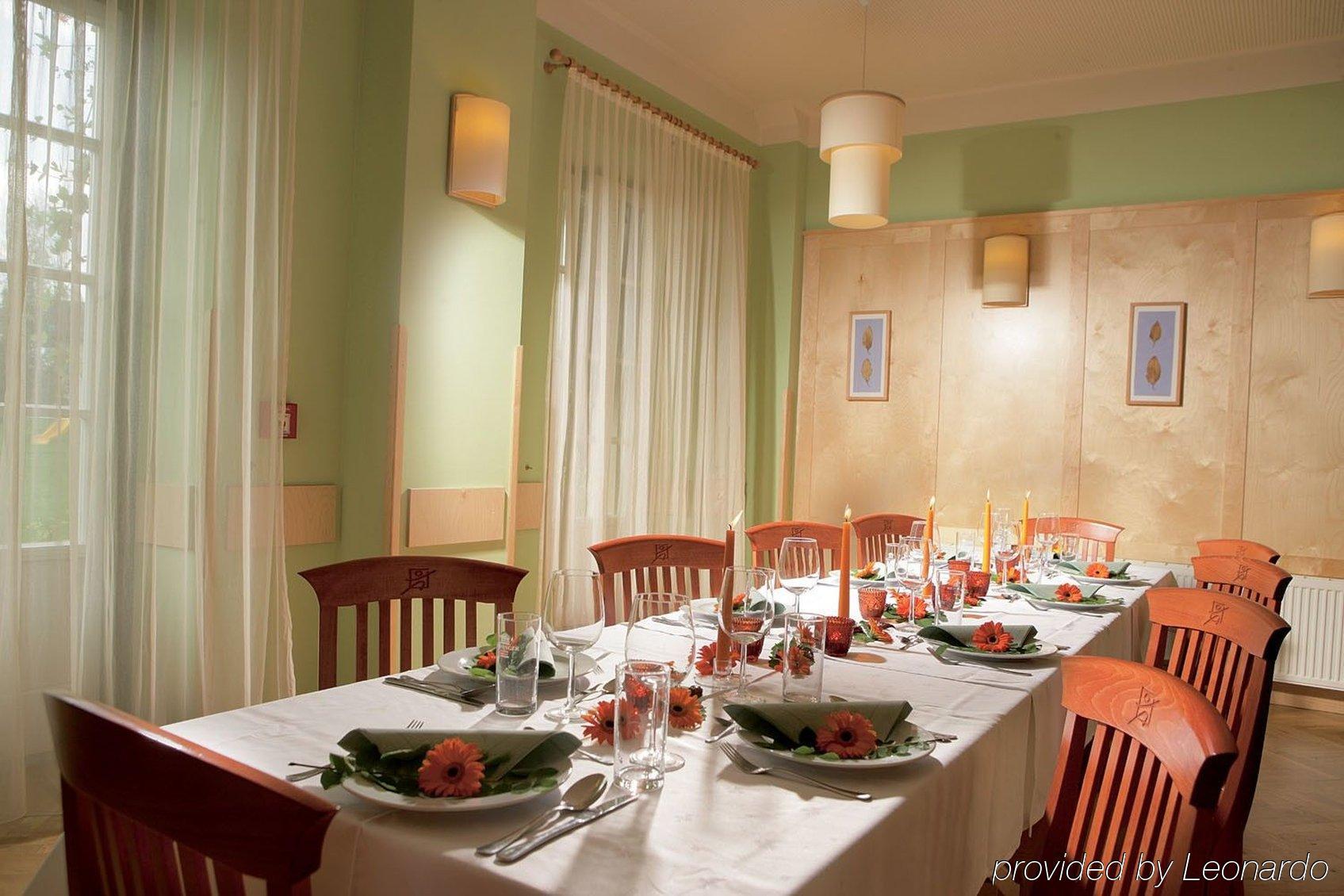 Jufa Hotel Fuerstenfeld Eksteriør bilde