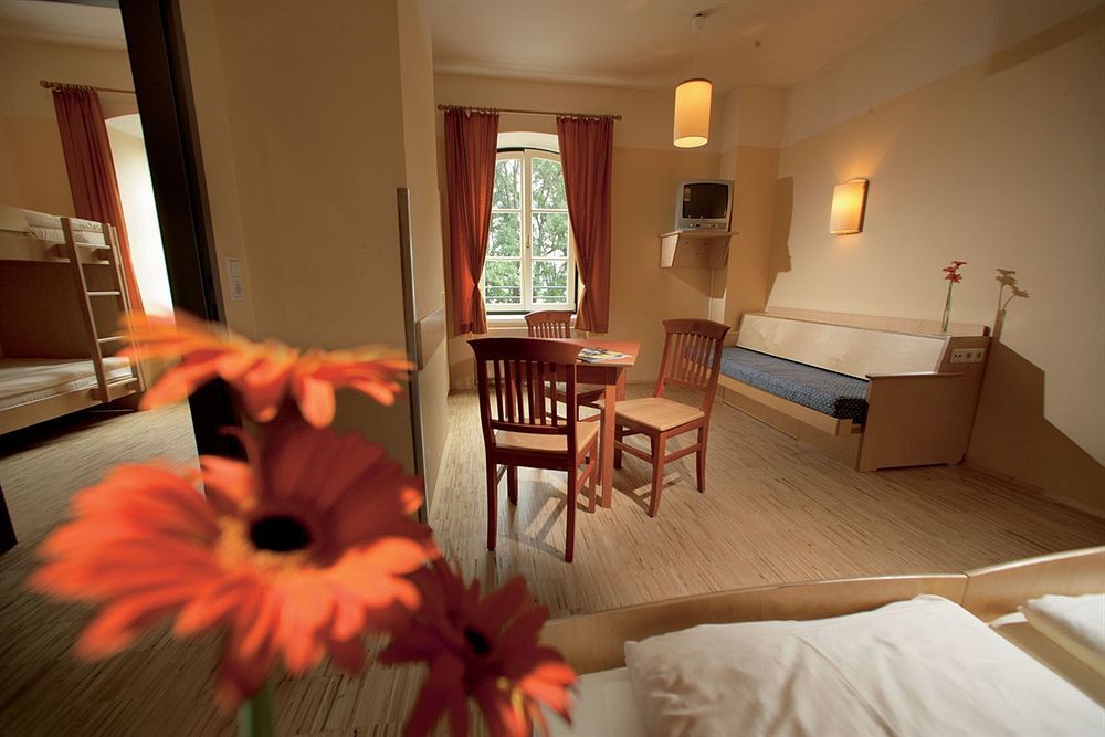 Jufa Hotel Fuerstenfeld Eksteriør bilde