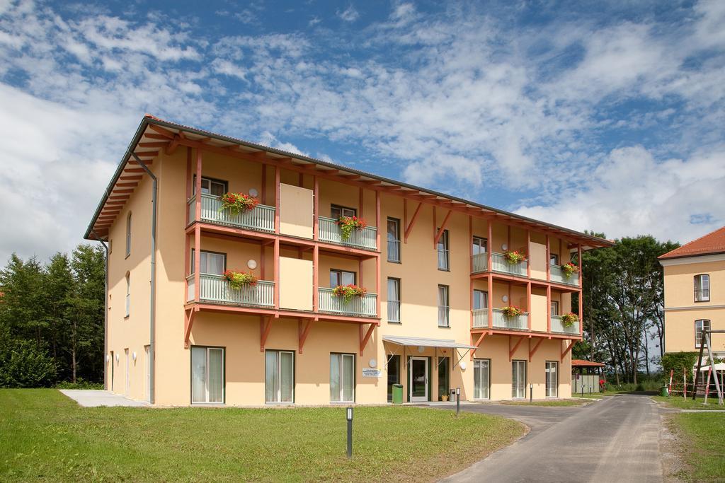 Jufa Hotel Fuerstenfeld Eksteriør bilde